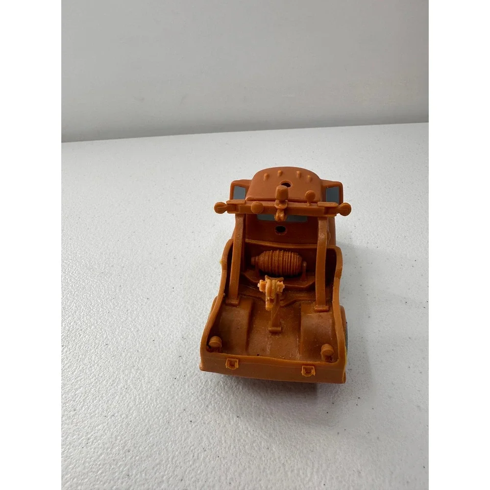 SwimWays Disney Pixar Cars Tow Mater Toy Truck Brown Blue Radiator Springs 4.5in
